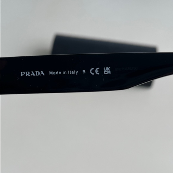 Prada glasses - Picture 4 of 5